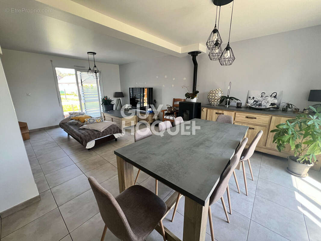 Maison à DOL-DE-BRETAGNE