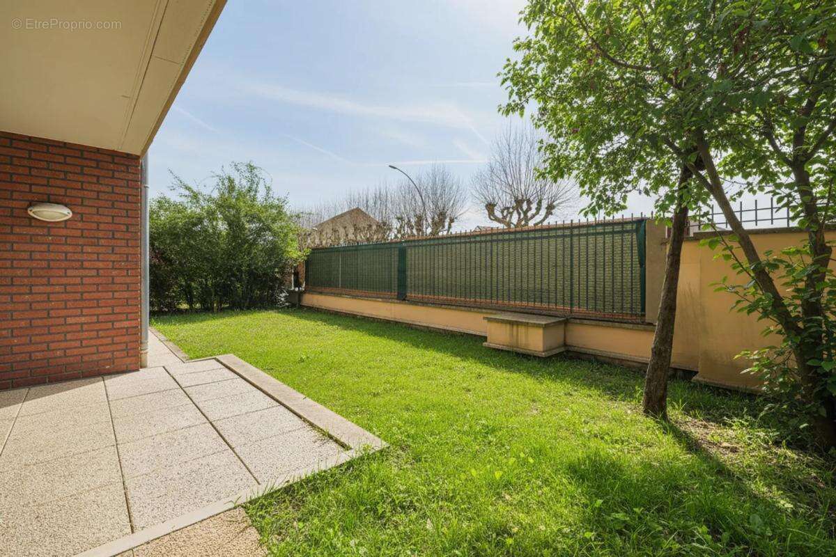 Appartement à QUINCY-SOUS-SENART