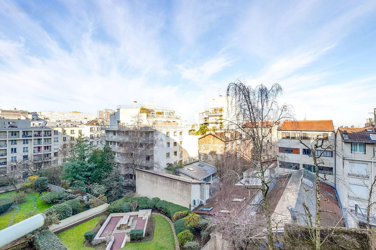 Appartement à PARIS-20E