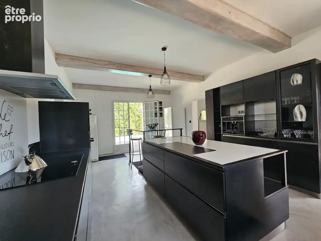 Bellerive-sur-allier   villa de caractère avec piscine et parc arboré ! - photo 4
