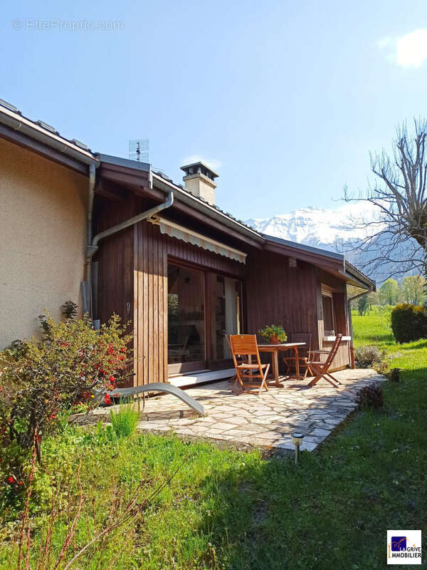 Maison à LA CHAMBRE