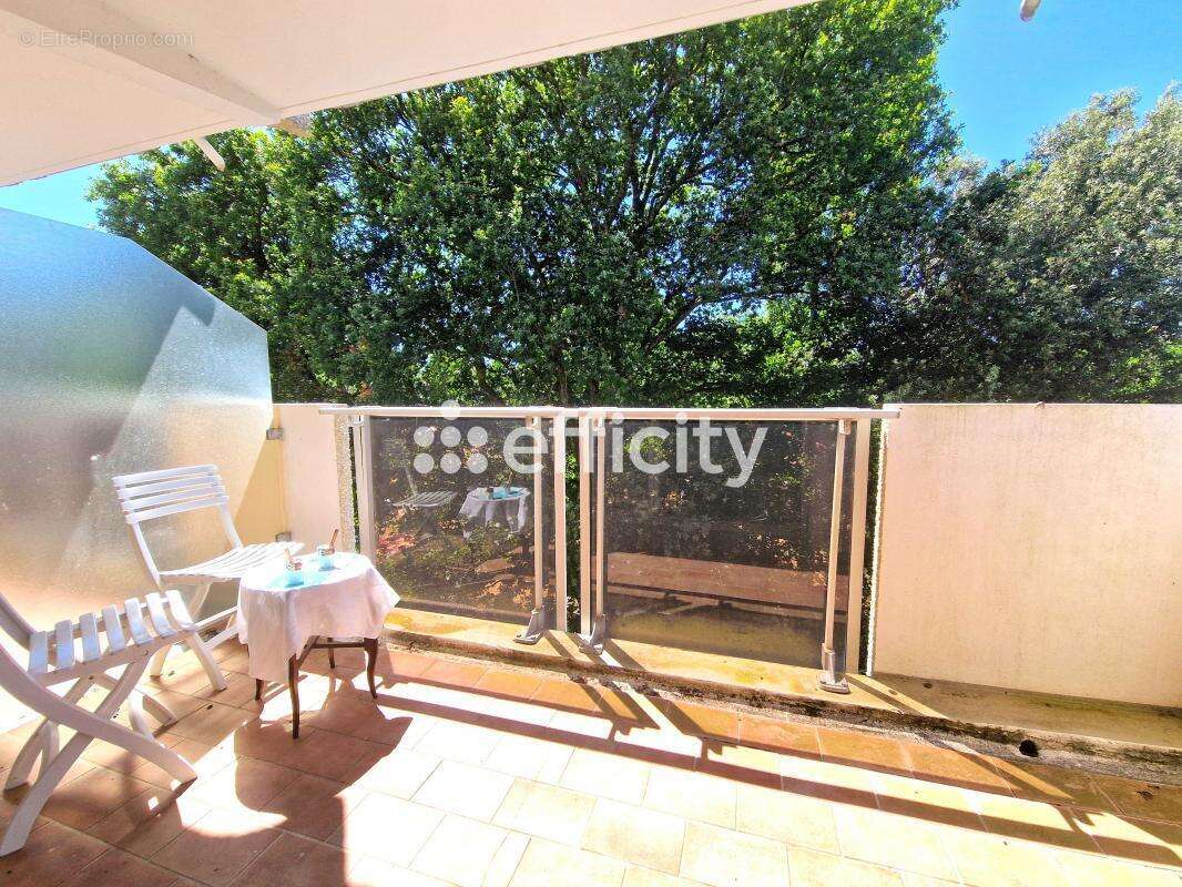 Appartement à VAUX-SUR-MER