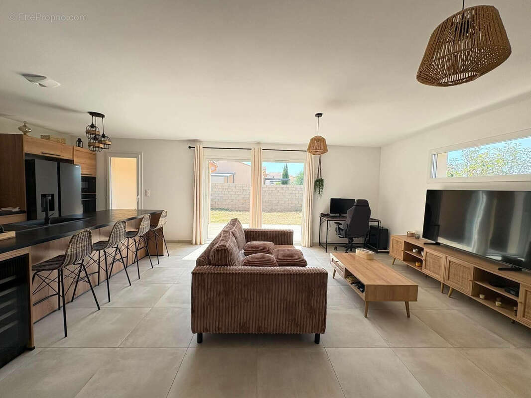 Maison Neuve Beaucaire - photo 2