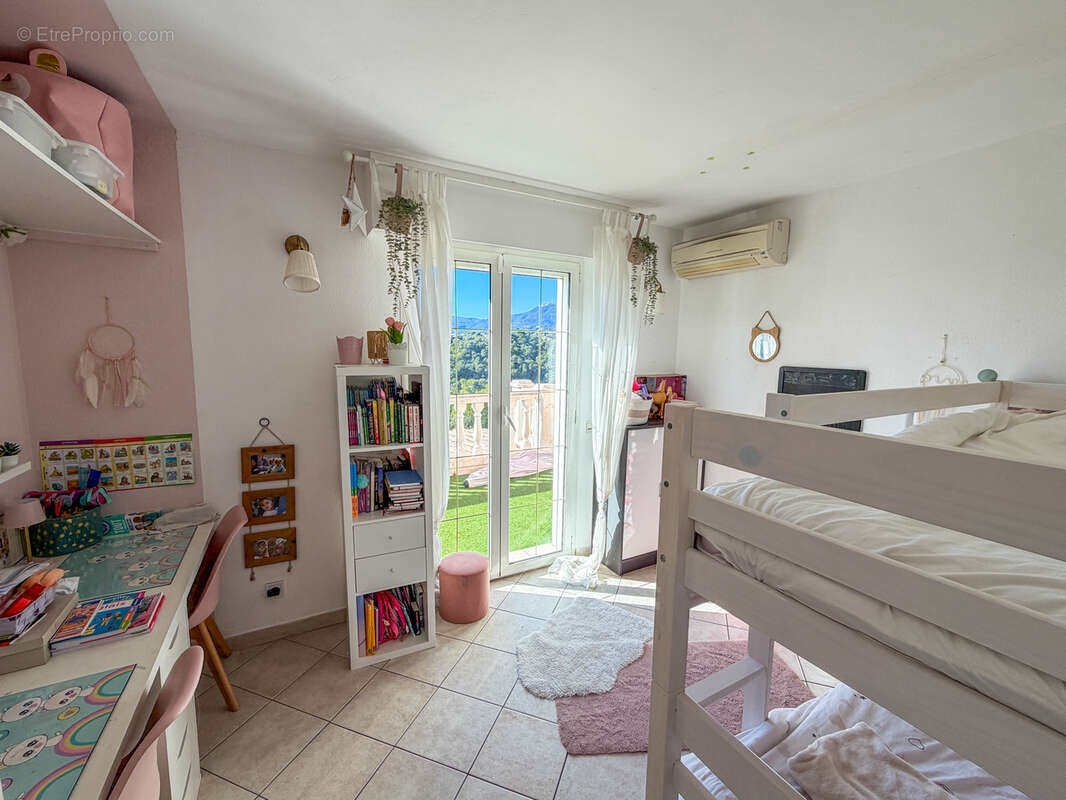 Maison à CAGNES-SUR-MER