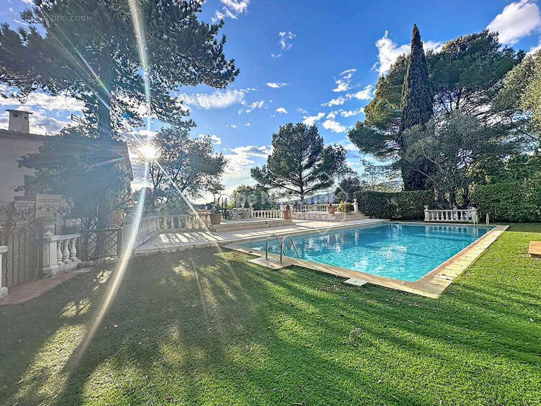 Appartement à GRASSE