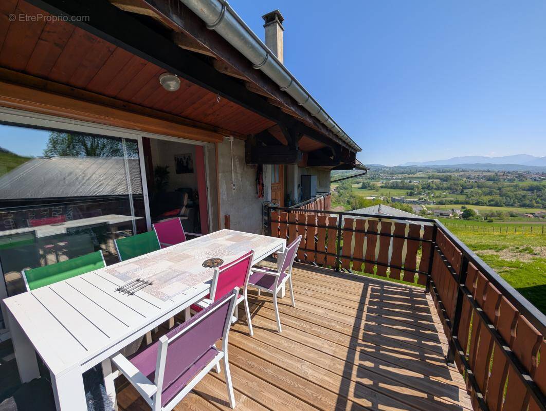 Appartement à LORNAY