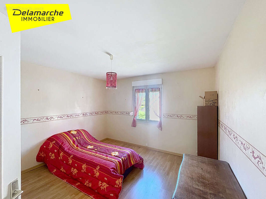 Maison  6 pièces , 4 chambres , terrain à vendre à La Lucerne d'Outremer (50320) - photo 7