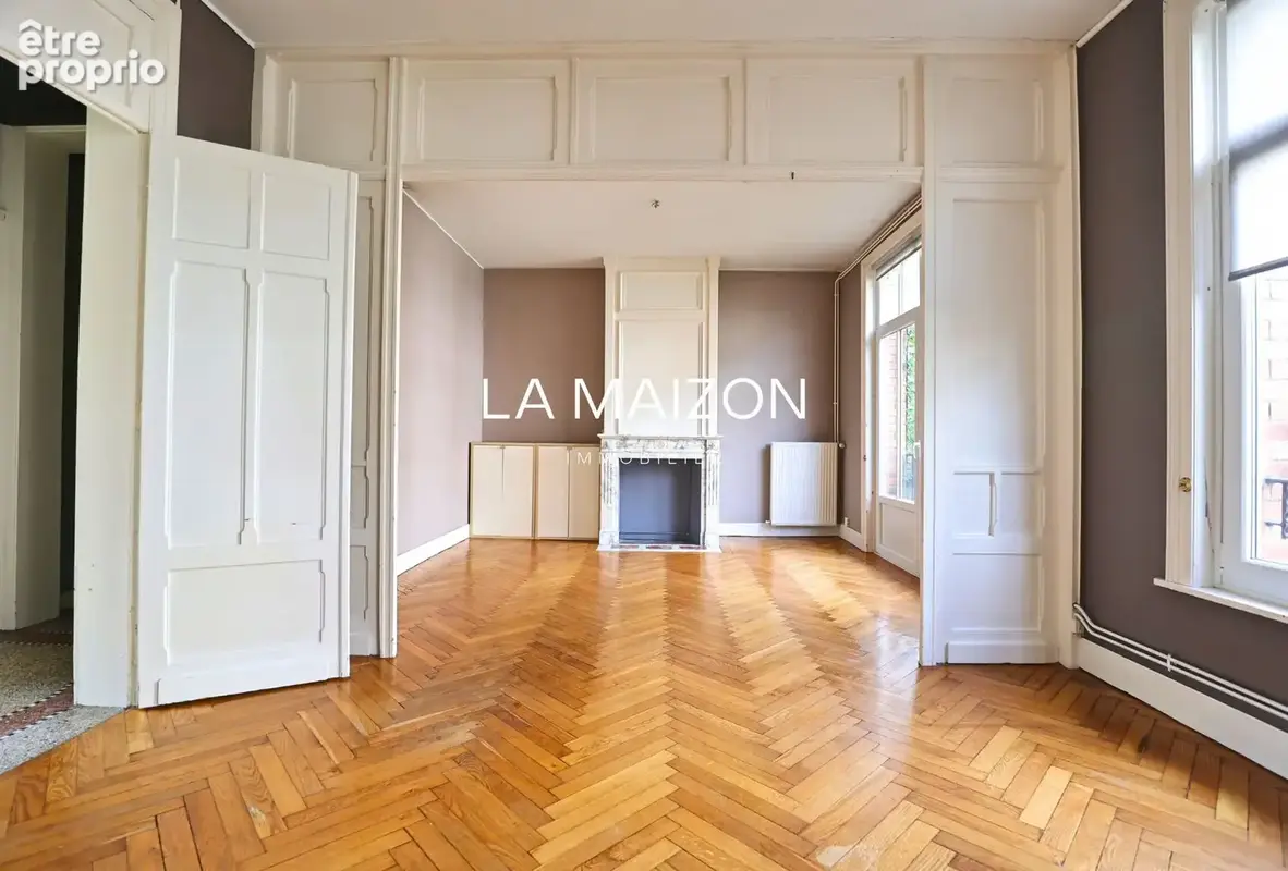 Photo Appartement à La Madeleine au prix de 349 000€