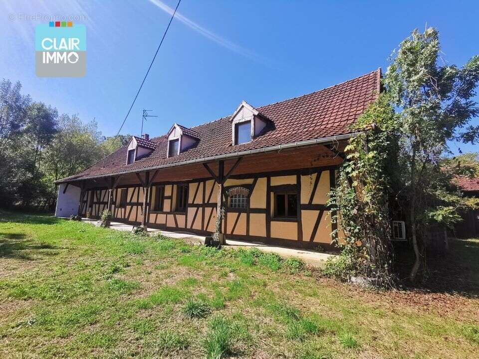 Maison à LA CHAPELLE-SAINT-SAUVEUR