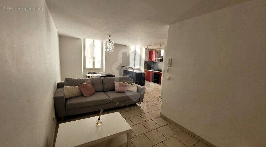 Appartement à GONFARON