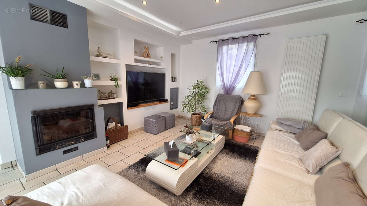 Maison à CHATELGUYON