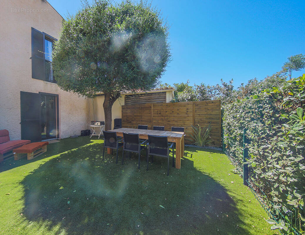 Photo Maison à Lumio au prix de 650 000€