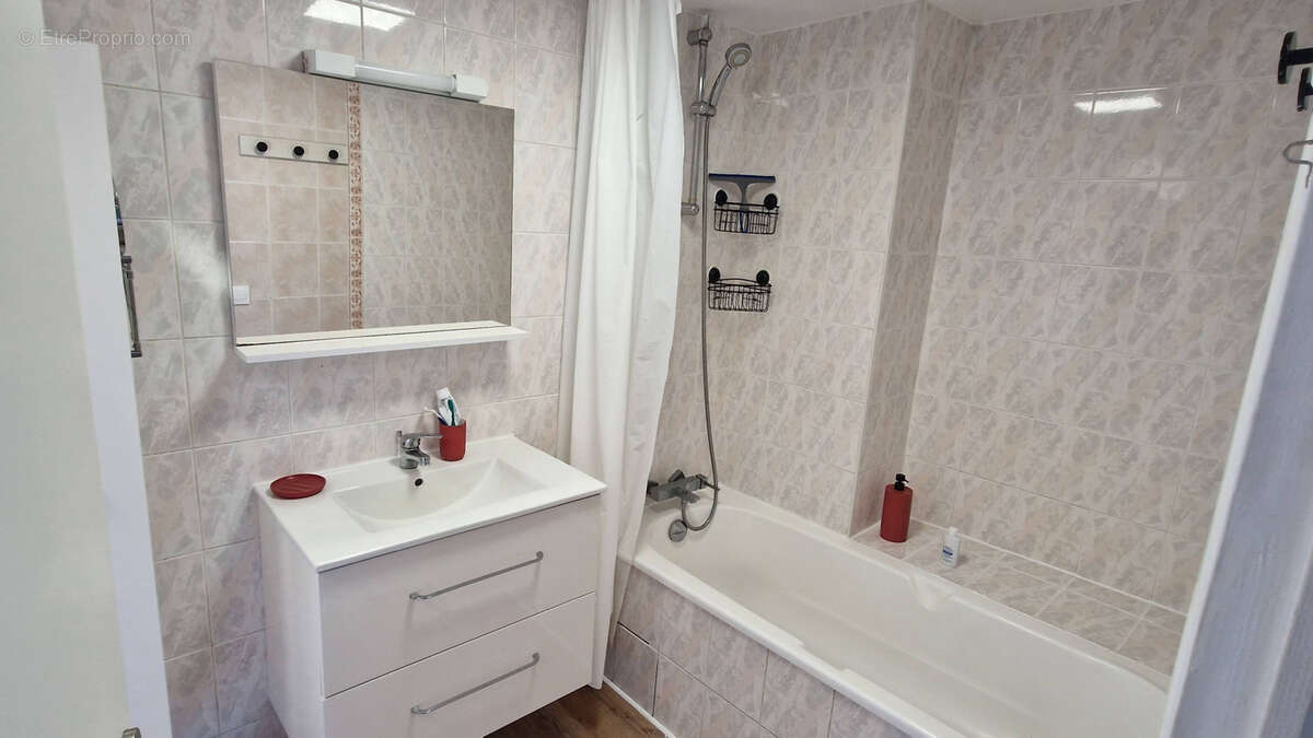Maison de village 3 chambres   83 m2 - photo 7