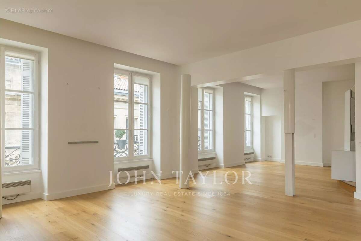 Appartement à BORDEAUX