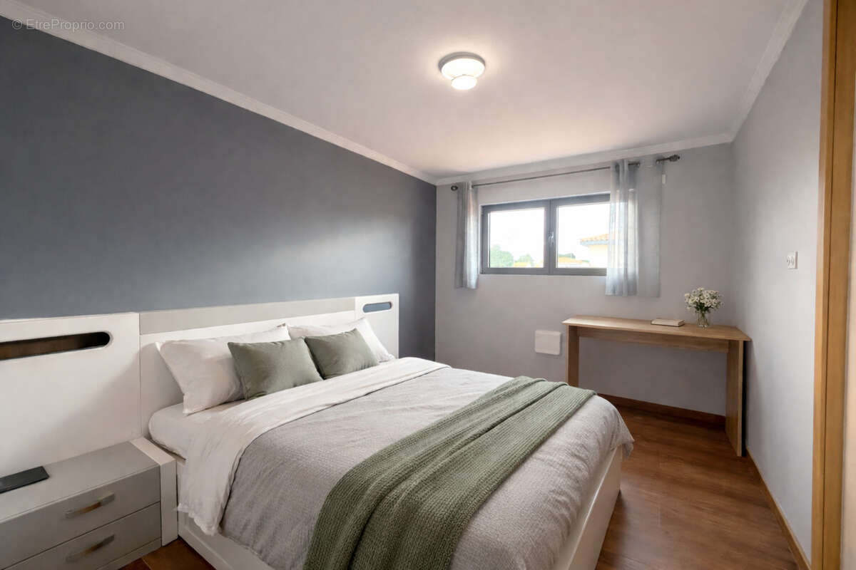 Maison à SAINT-LAURENT-DE-LA-SALANQUE