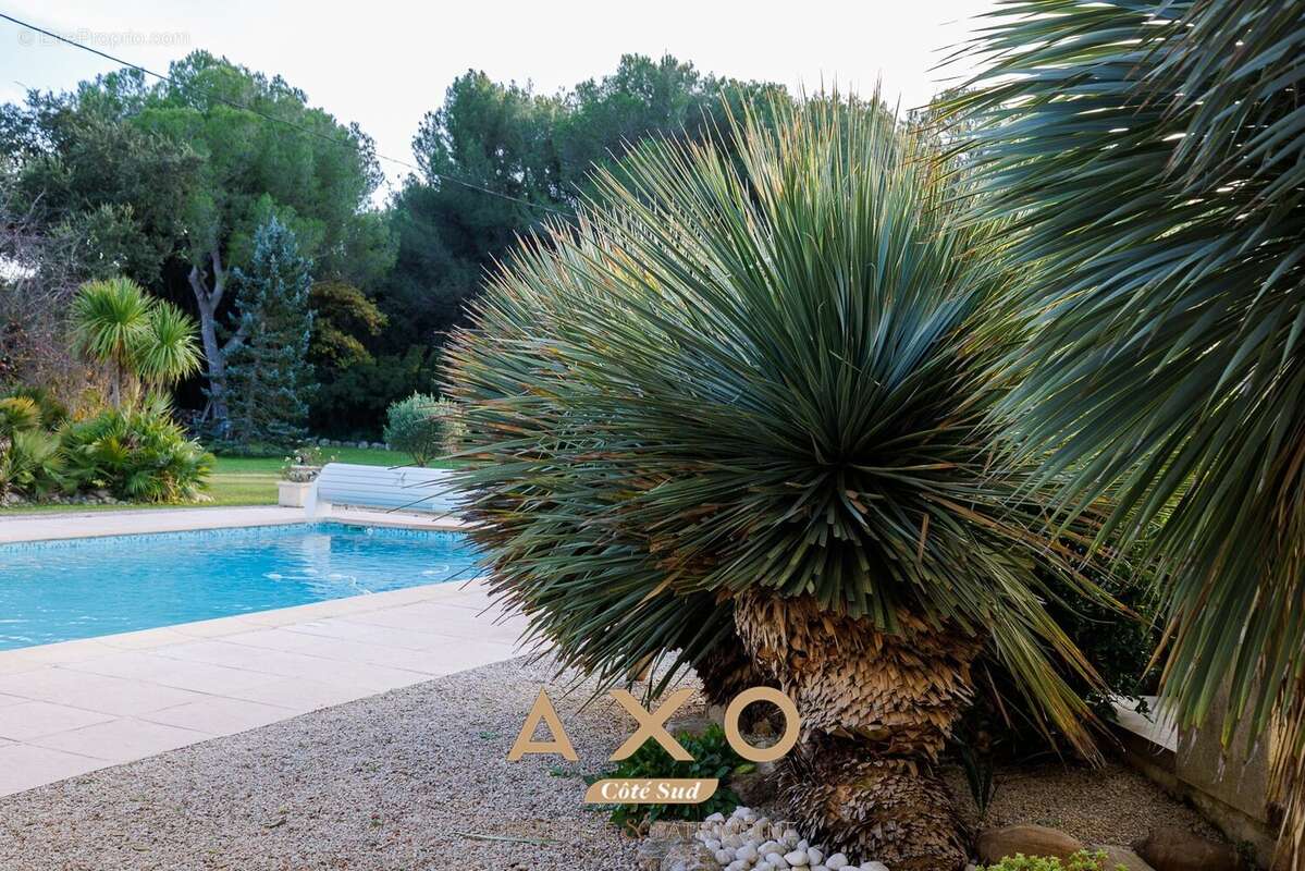 Maison à SAINT-CANNAT