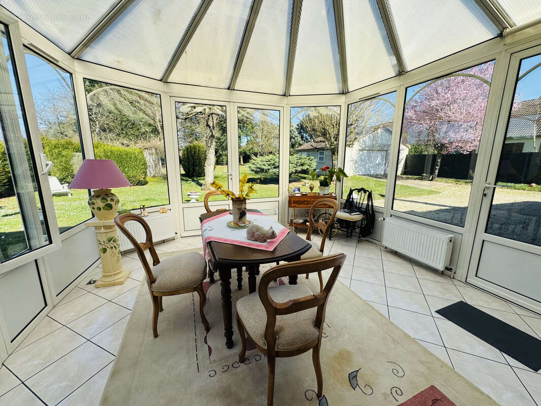 Maison à FERRIERES-EN-GATINAIS