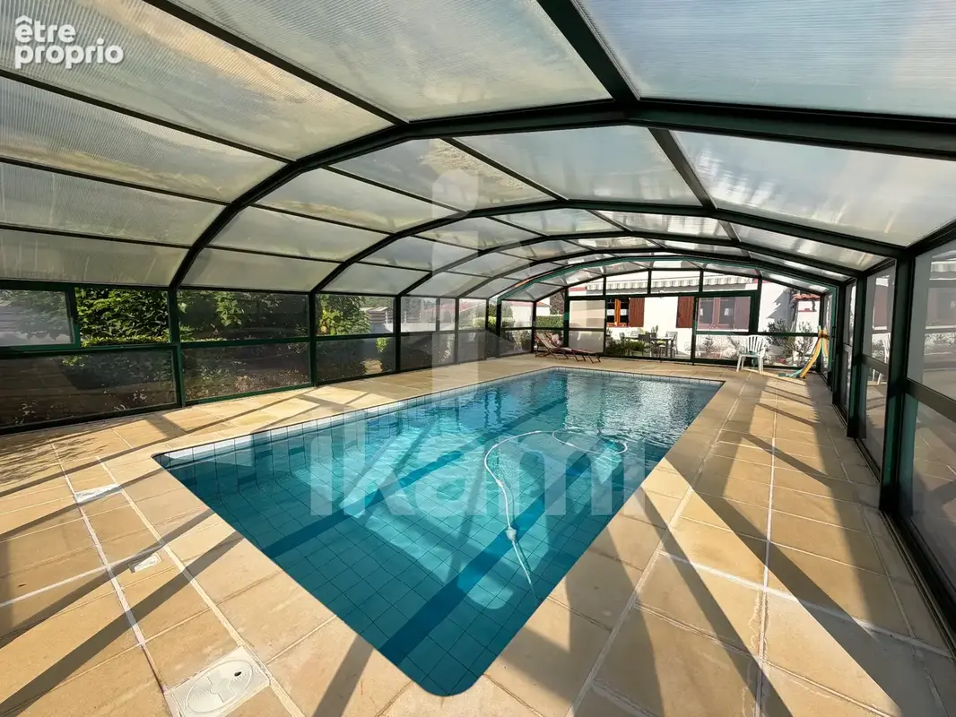 Coup de cœur assuré : Demeure de charme de 145 m2 avec piscine couverte sur plus de 1 900 m2 de terrain - photo 15