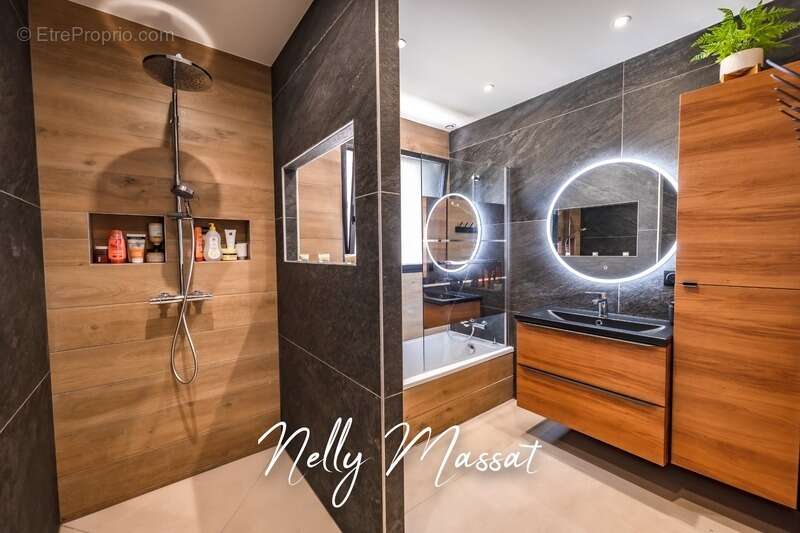 Maison à GRESY-SUR-AIX