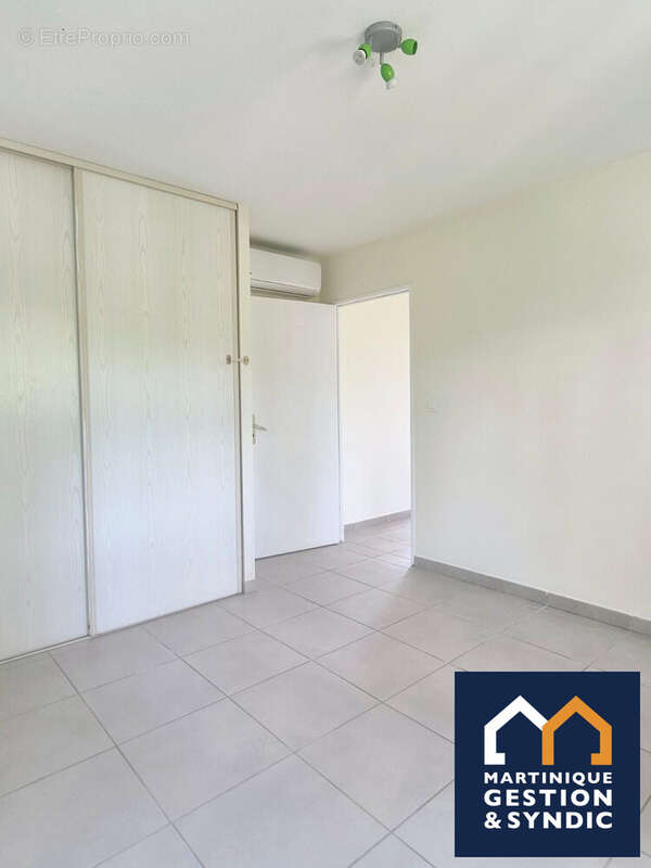 Appartement à LES TROIS-ILETS