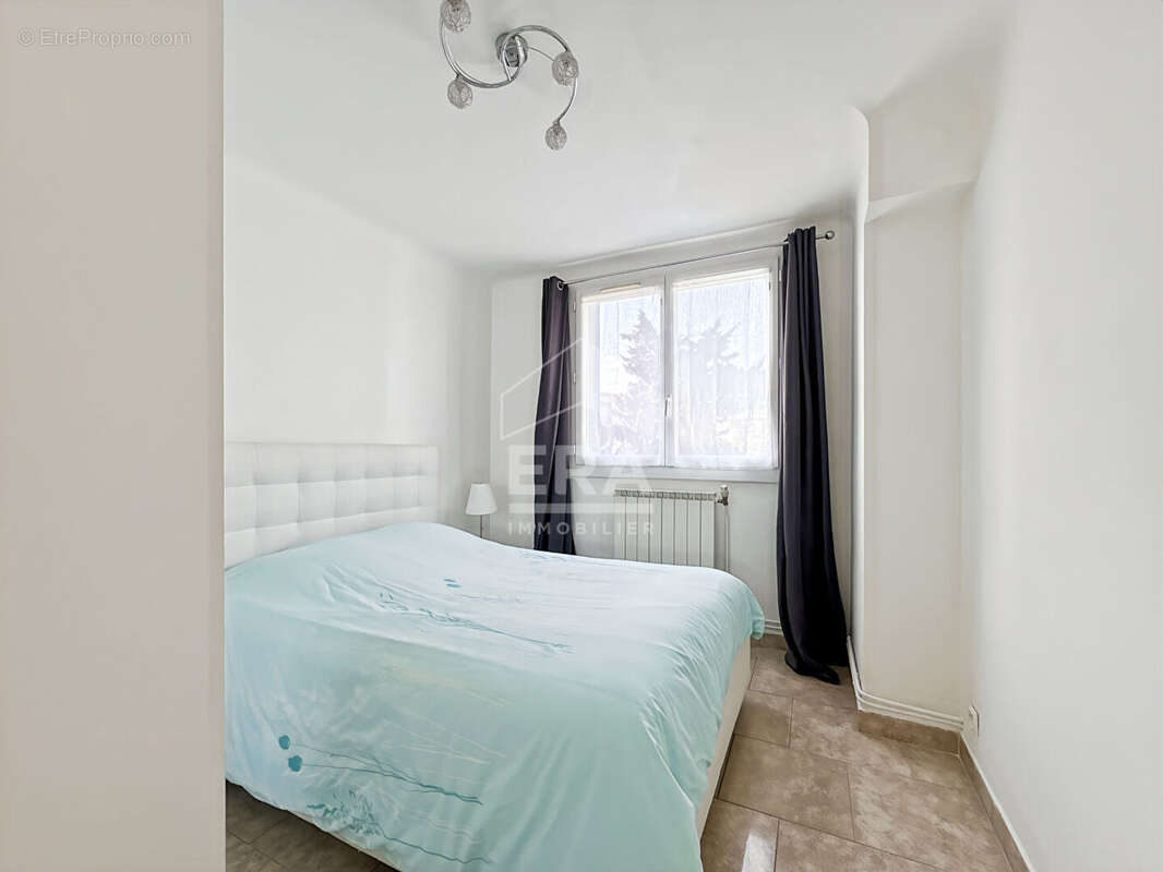 Appartement à MARSEILLE-13E