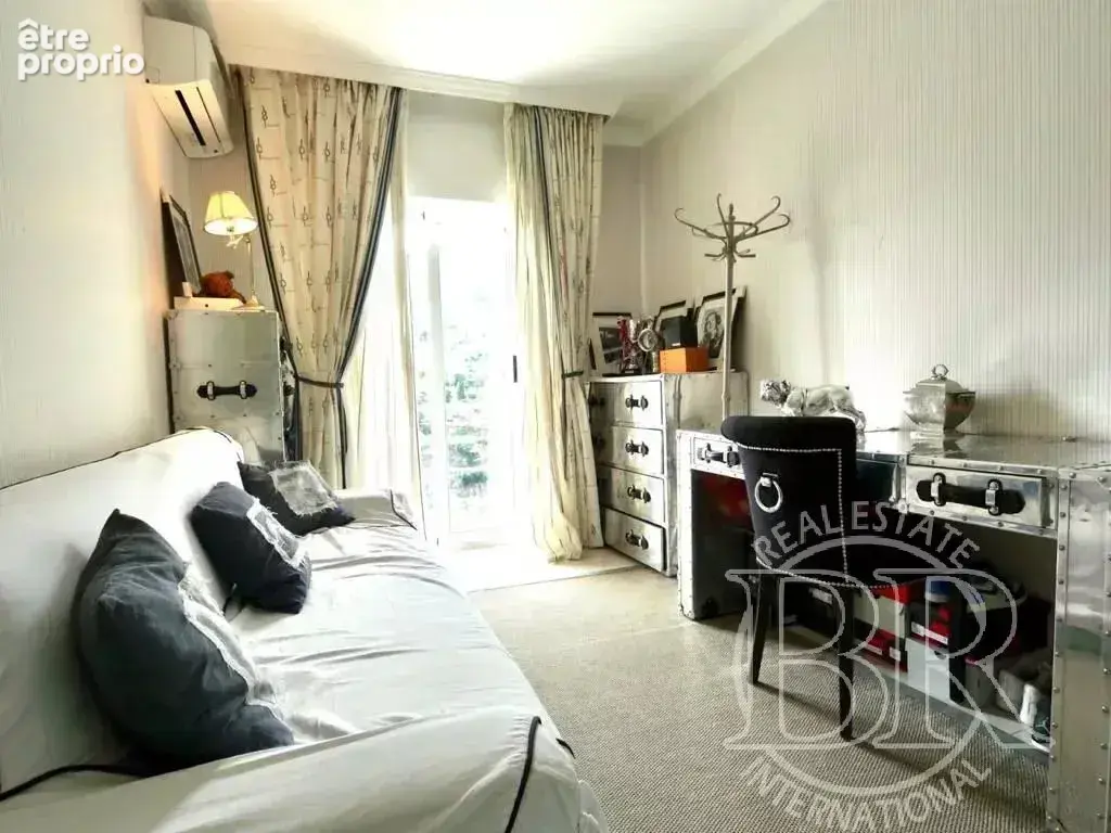 A vendre Beausoleil splendide ville de 7 pièces avec la piscine  vue panoramique mer - photo 15
