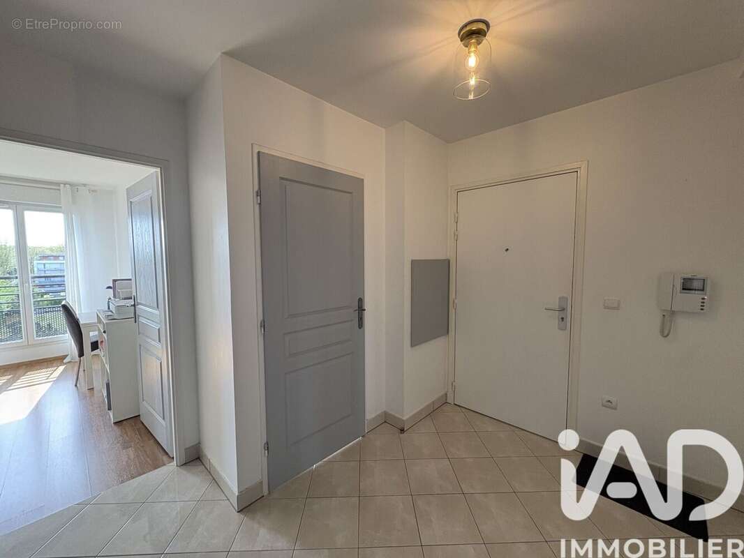Photo 7 - Appartement à SAINT-FARGEAU-PONTHIERRY