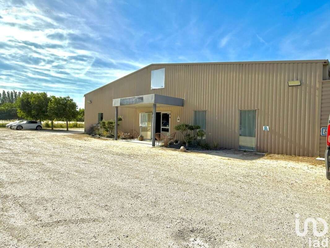 Photo 2 - Commerce à PIERRELATTE