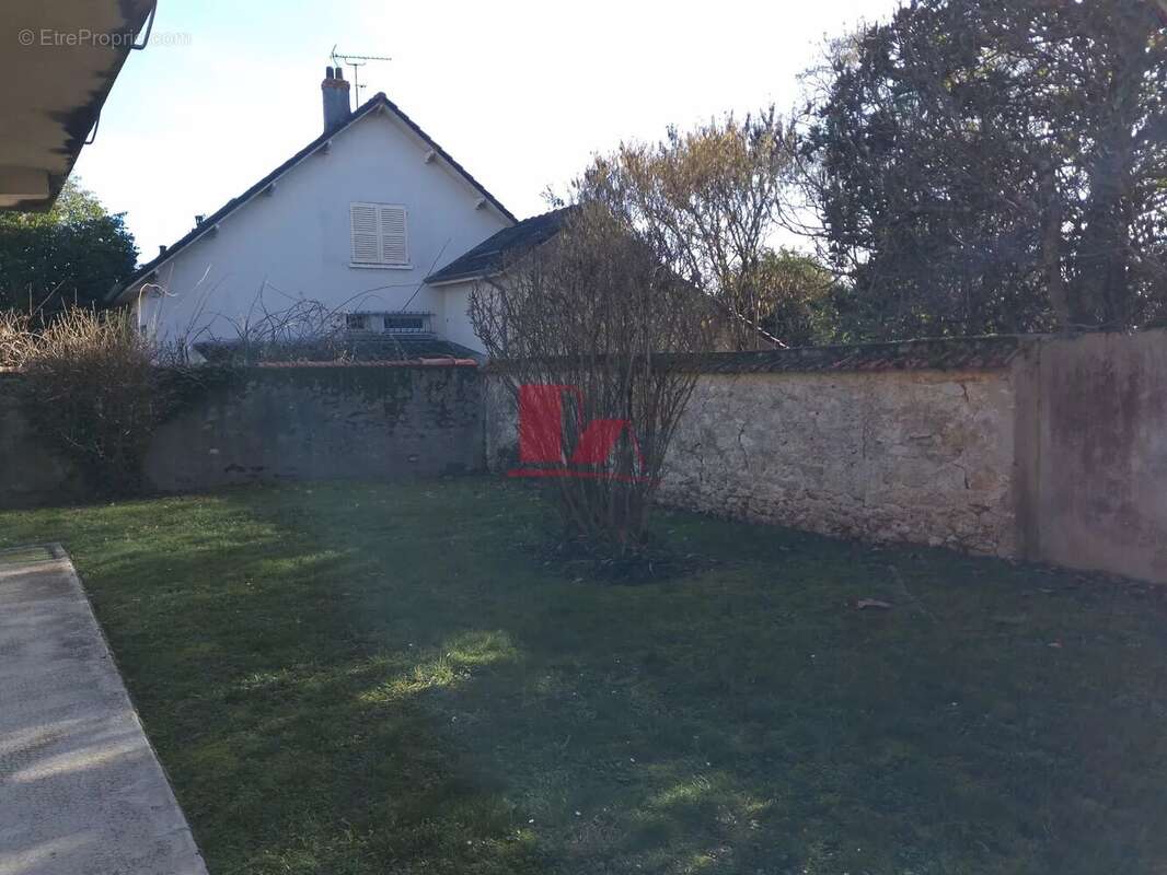 Appartement à ETRECHY