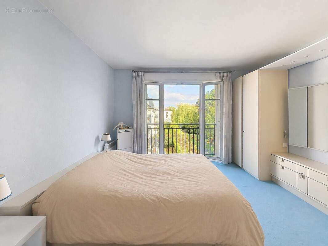 Appartement à CHENNEVIERES-SUR-MARNE