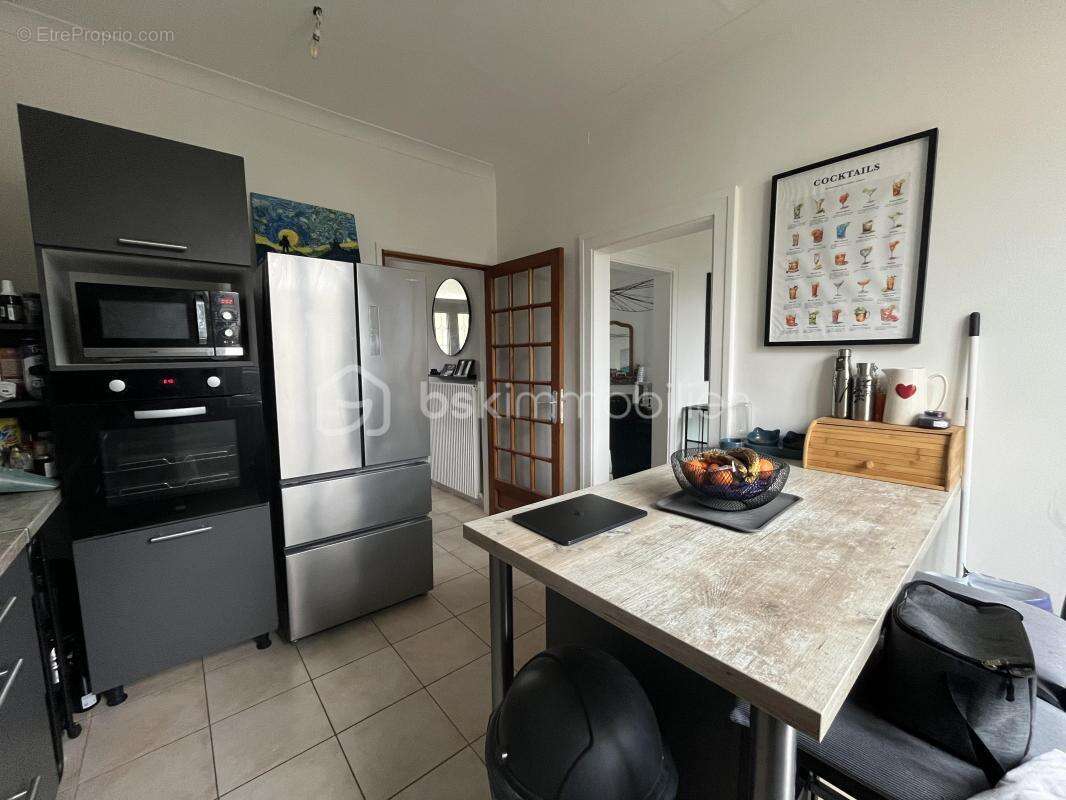 Maison  - 73 m² - 5 pièces - photo 3