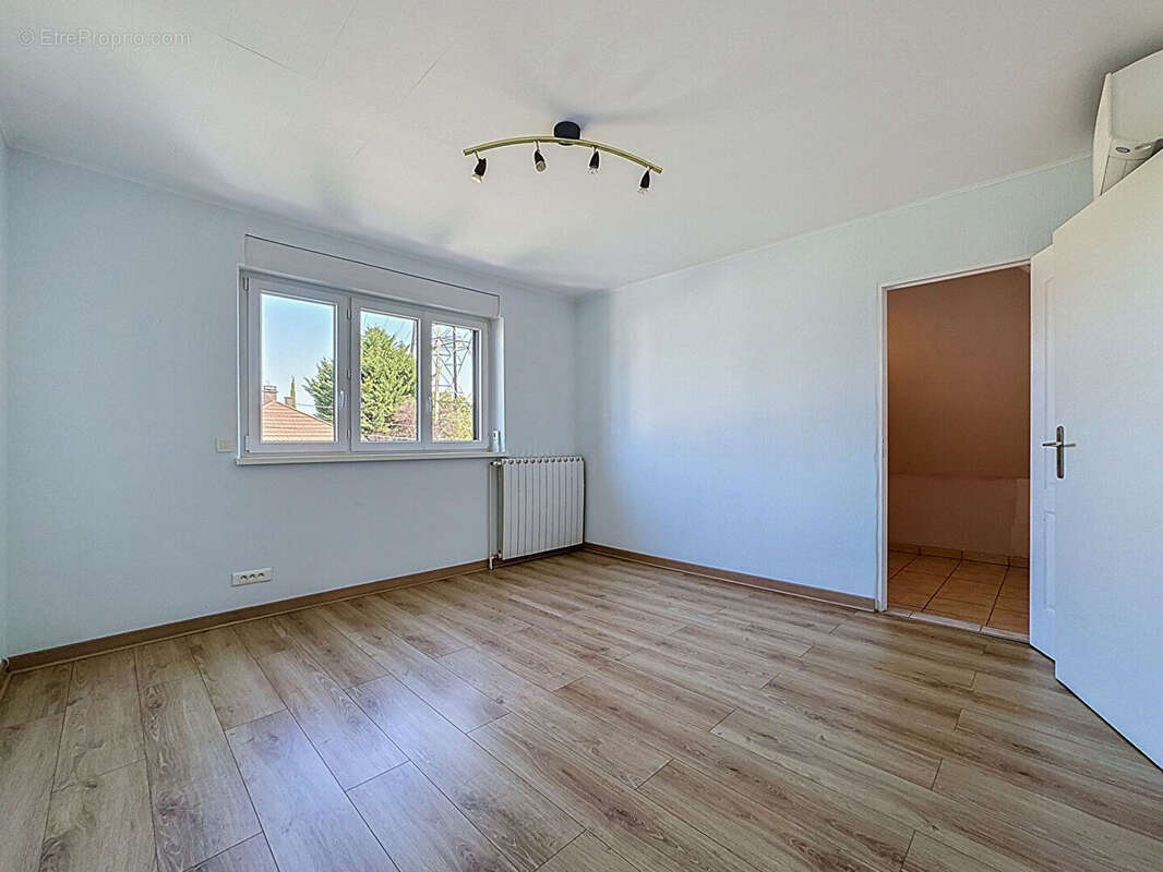 Spacieuse Maison Individuelle à Geispolsheim - photo 13