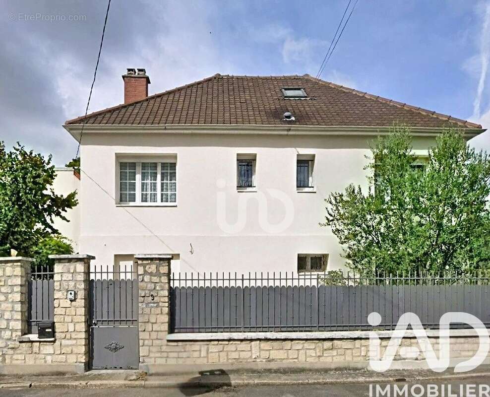 Photo 1 - Maison à BEAUCHAMP