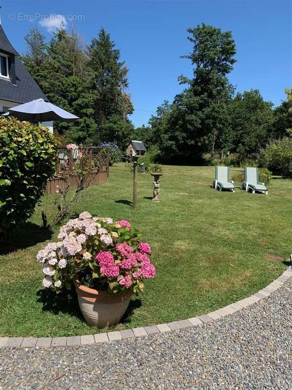 Maison à LA FEUILLEE