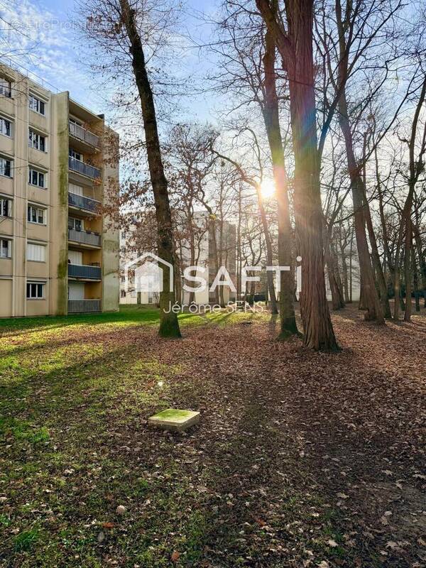 Photo 1 - Appartement à VERNEUIL-SUR-SEINE