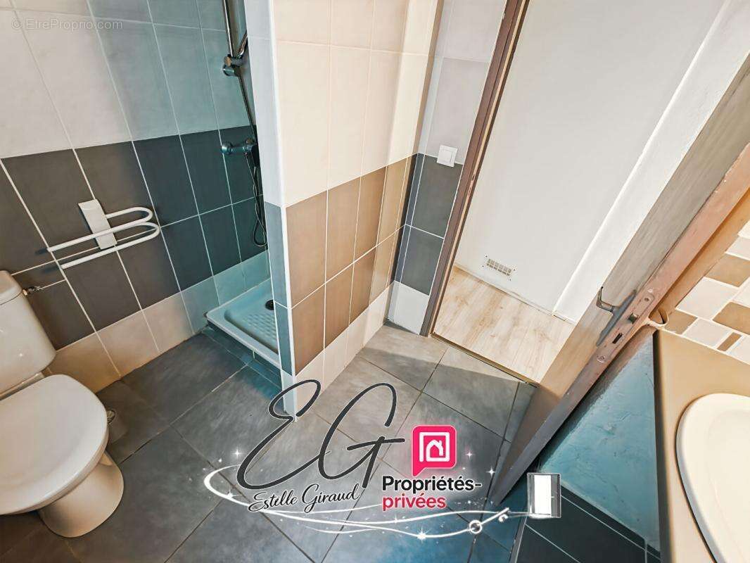 Maison de village avec cour, balcon et terrasse - Idéale premier achat ou investissement locatif - photo 5