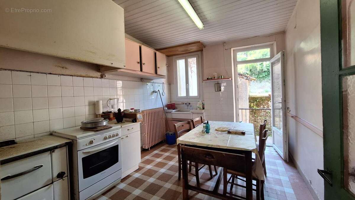 Maison 180 m² à Catus  - photo 3