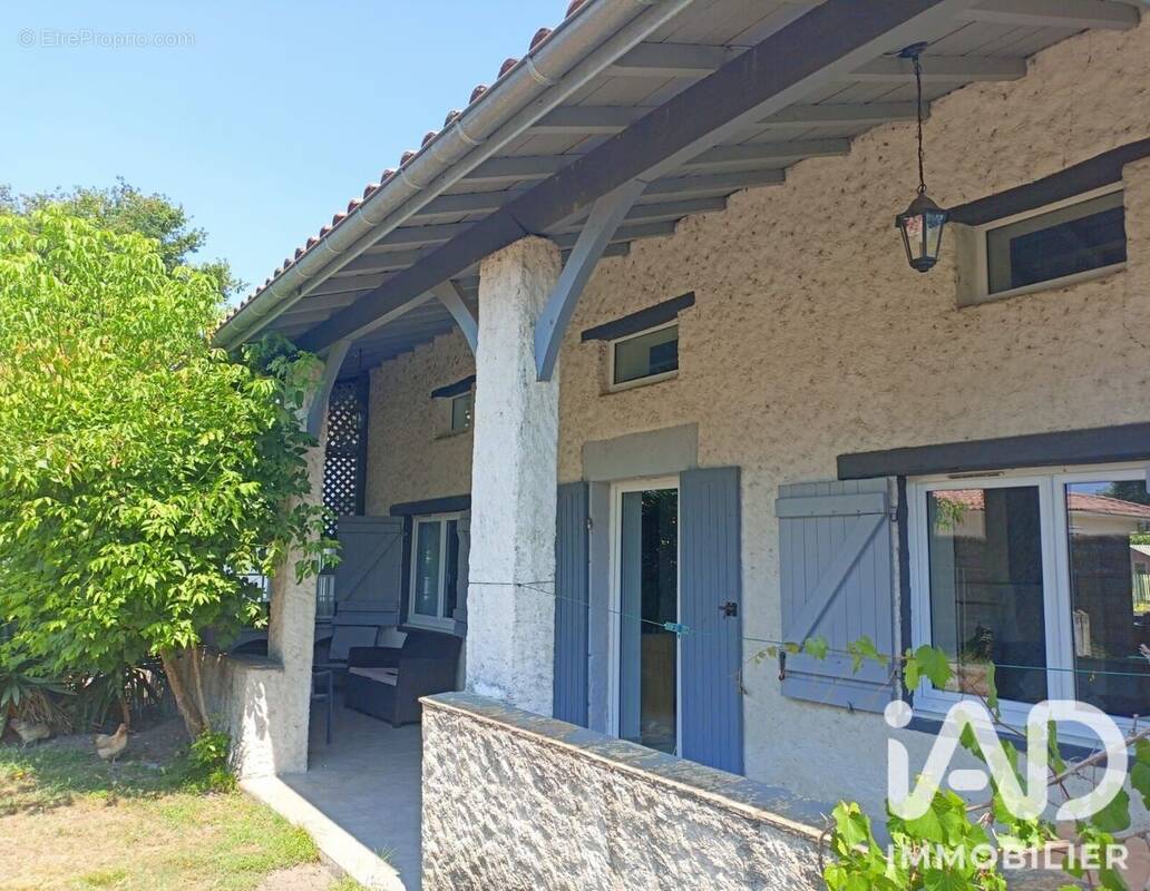 Photo 1 - Maison à SALLES