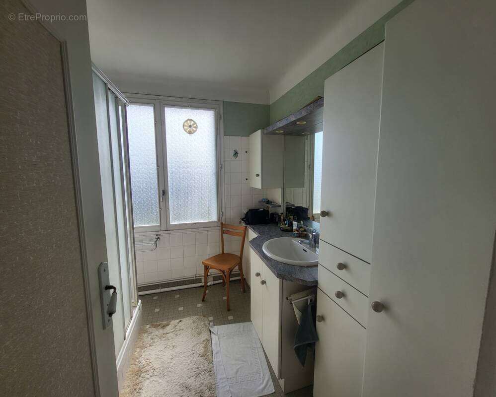 Maison familiale avec fort potentiel – 130 m² habitables (148 m² au sol) – Saint-Herblain Bourg - photo 16