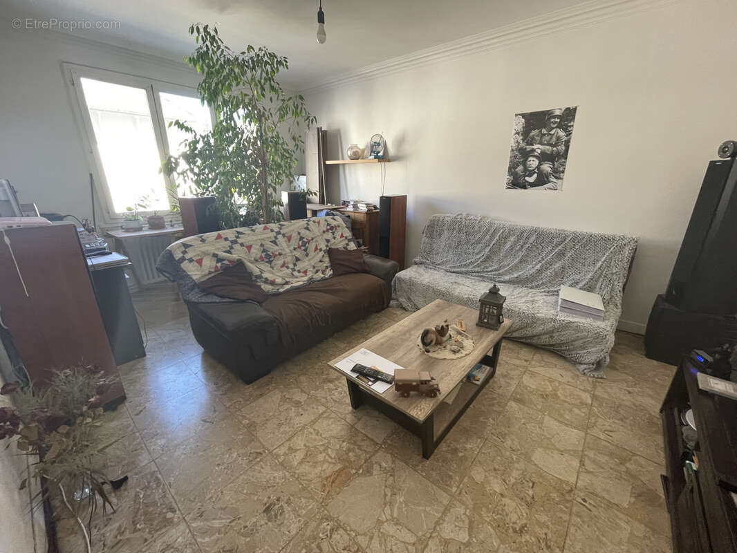 Appartement à CARCASSONNE