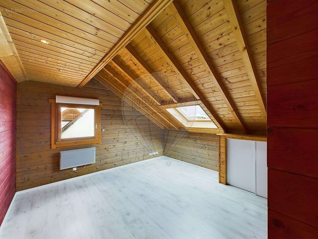 Maison à COSNES-ET-ROMAIN