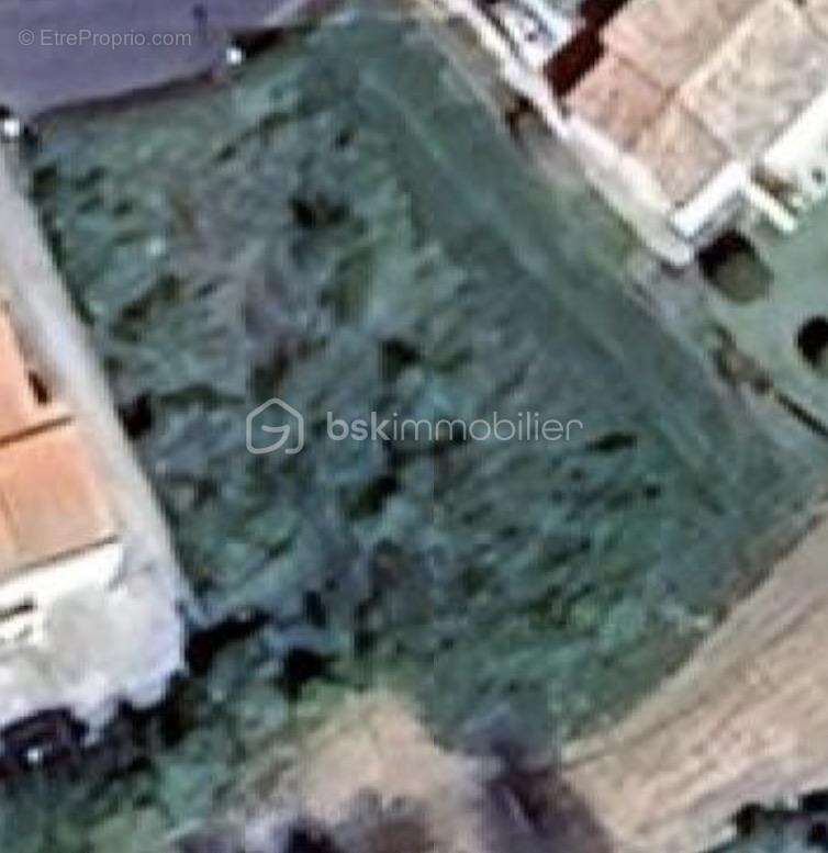 Rare a royan - terrain constructible viabilisé - 722 m² - photo 6