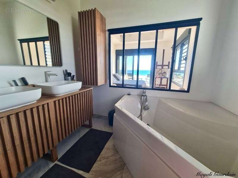 Maison à SAINT-FRANCOIS