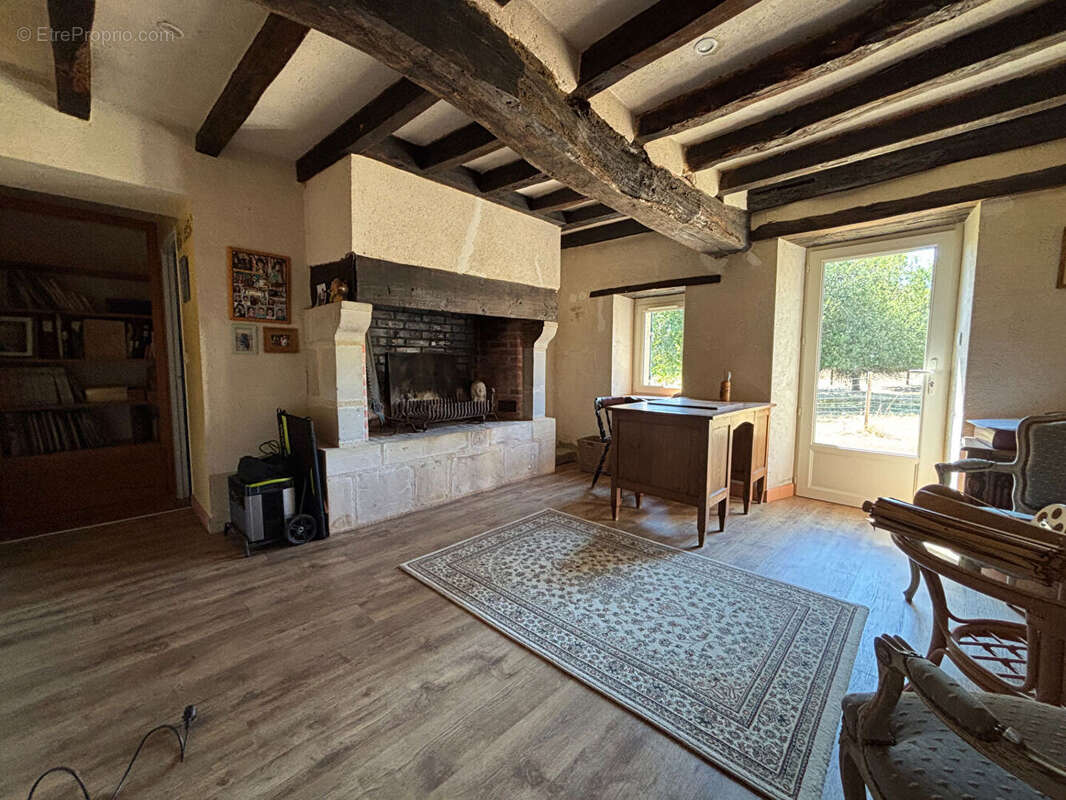 Maison Clermont Creans 6 pièce(s) 165 M² - photo 8