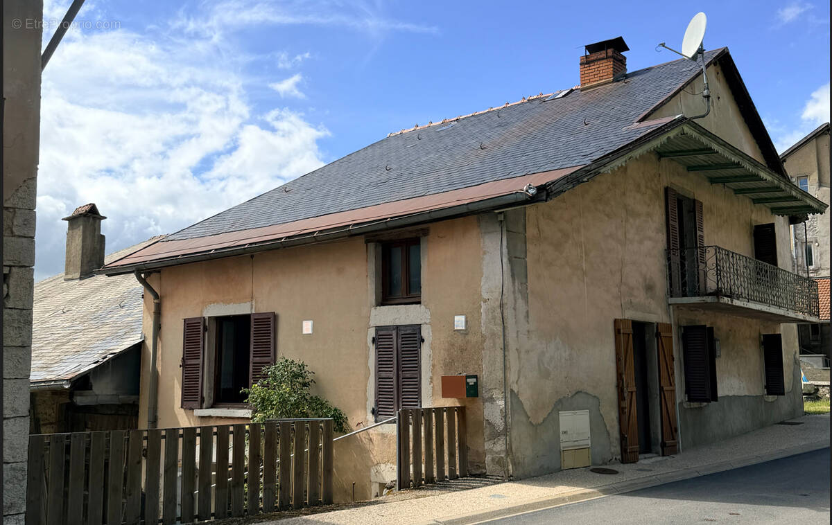 Maison à HAUTEVILLE-LOMPNES