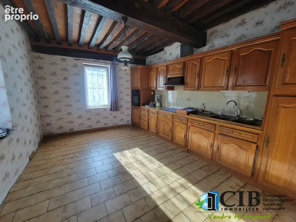 Maison à rénover avec grande dépendance sur terrain de 765 m2 env. - photo 5