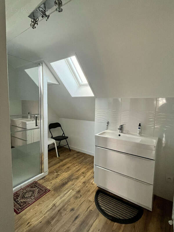 Maison à VIENNE-EN-VAL