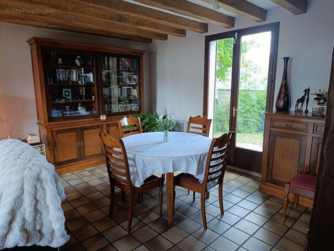 Maison à LIMEIL-BREVANNES