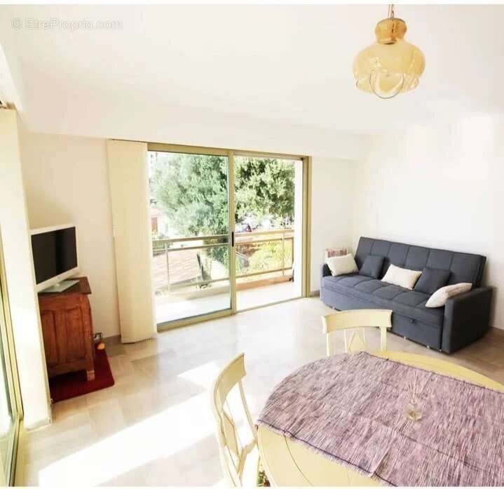 Appartement à BEAUSOLEIL