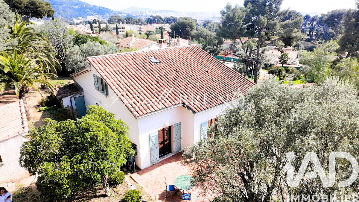 Photo 1 - Maison à TOULON